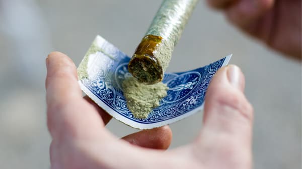 twaxed blunt